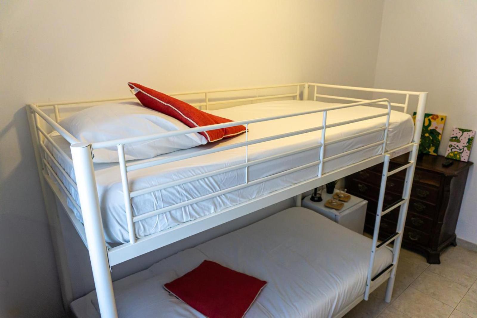 Aconchego De Quartos No Centro De Distretto di Faro