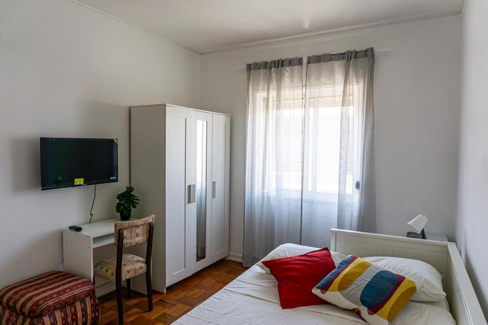 Aconchego De Quartos No Centro De Alloggio in famiglia Distretto di Faro